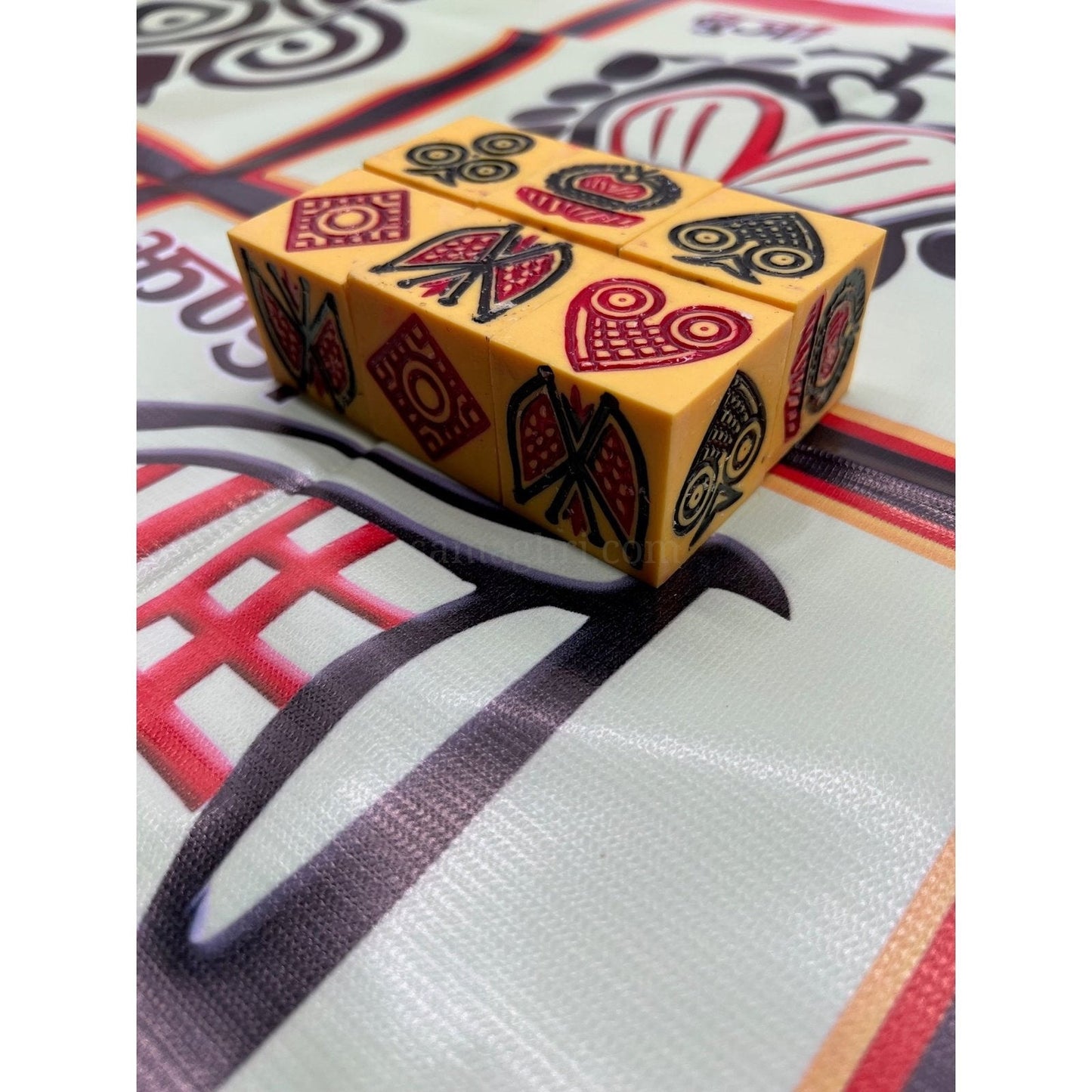 Langur Burja/ Crown and Anchor Board Games Samaghri